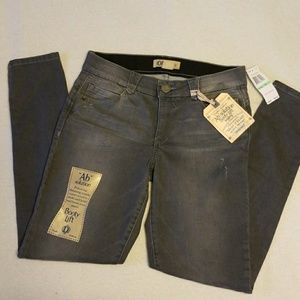 Brand new grey democracy skinny jeans